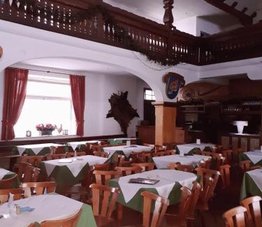 Garmisch-Partenkirchen House | Gasthof zum Rassen