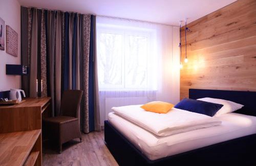 Vohenstrauss Hotel | Gasthof zur Post Hotel Parkplatz