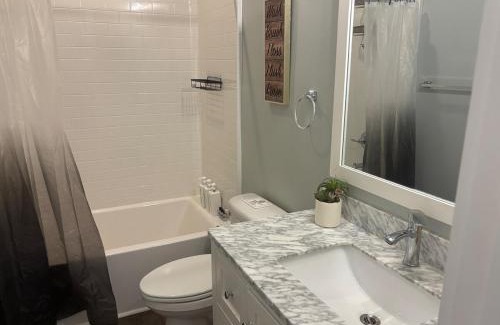 Dunean Apartment | Gated 2BR in Greenville wVibes