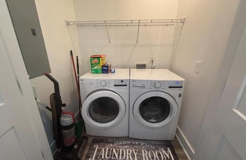 Dunean Apartment | Gated 2BR in Greenville wVibes