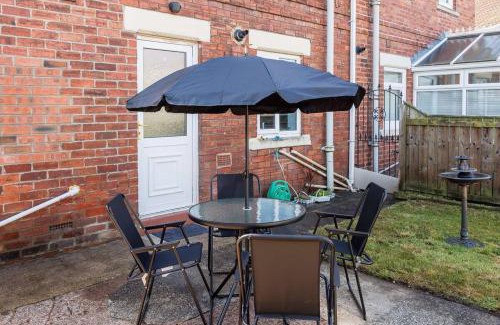 Gateshead House | Gateshead Modern 2Bedroom House With Parking