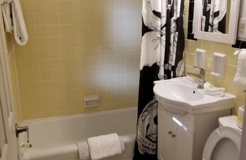 Oak Lawn Hotel | Gateway Inn