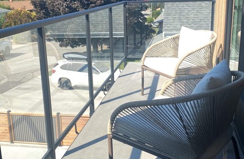 Okanagan-Similkameen Apartment | Gateway to Naramata Bench - Executive 2 bedroom suite on the edge of town.