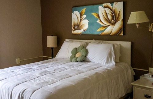 Waynesboro Hotel | Gateway to Nature's Room 14