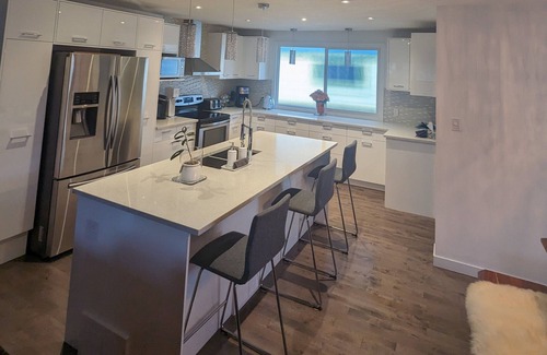 Canyon Meadows House | Gateway to the Rockies