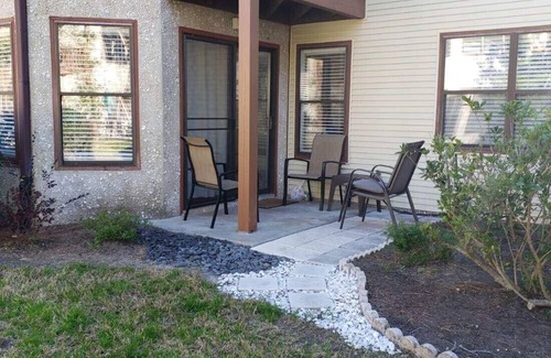 Saint Simons Island Condo | Gateway to the Village