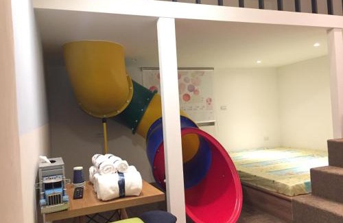 Zuoying District Bed & Breakfast | Gathering