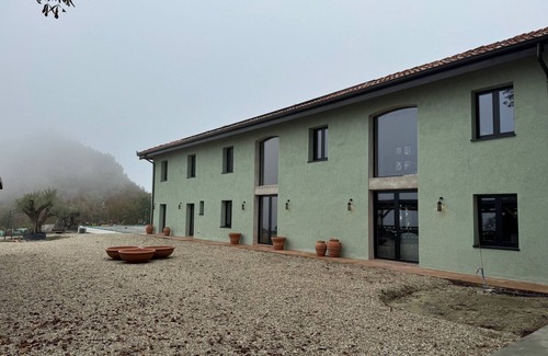Gavi Villa | Gavi - Renovated, beautiful former winery with great views!