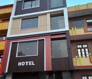 Roorkee Hotel | Gaytri Bliss Home Stay