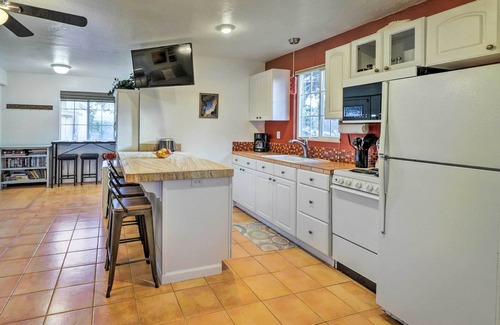 Payson Apartment | Gazebo & Fire Pit: Pet-Friendly Payson Home!