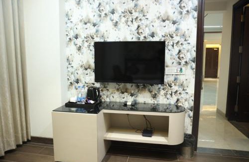 Sector 39 Apartment | Gazebo Inn & Suites Medanta