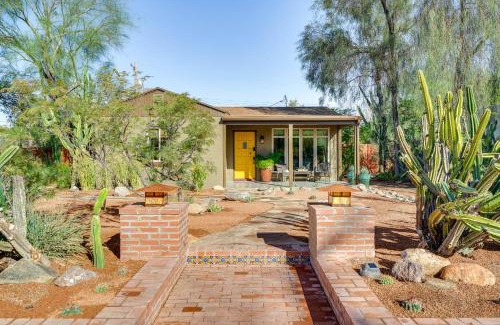 La Madera House | Gazebo, Patios and Grill Colorful Tucson Retreat!