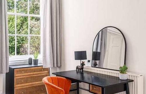 Upper Town Condo | Two-Bedroom Gem in the Heart of Bath