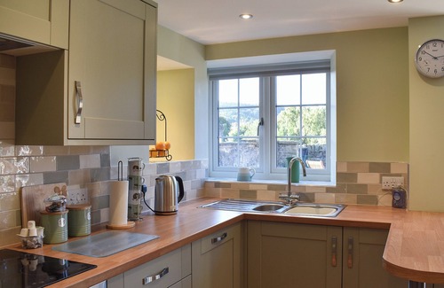Holymoorside Cottage | 2 bedroom accommodation in Holymoorside near Chesterfield