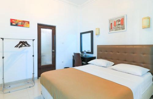 Losari House | Ge JacMart Homestay Makassar