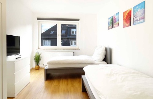 Schalke Apartment | Ge09a - Ferienwohnung mit Balkon in Gelsenkirchen, 50qm, 2,5 Zimmer, Max. 4 Personen