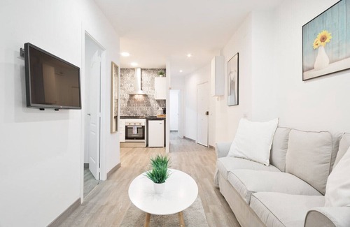 Les Corts Apartment | GE1