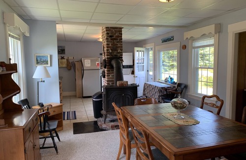 Stonington Cottage | Geary House at Fifield Point