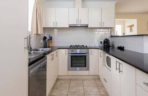 Broadwater Villa | Gecko Retreat @ Cape View