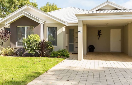 Broadwater Villa | Gecko Retreat @ Cape View