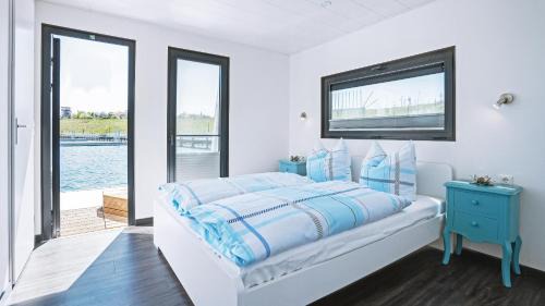 Braunsbedra House | Geiseltalsee Hausboot - Floating House - Hausboot Junior