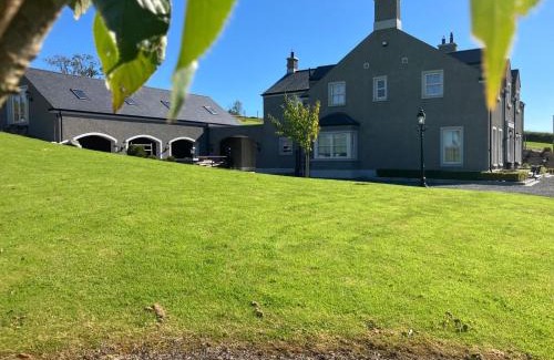 Banbridge Villa | Gelilah House