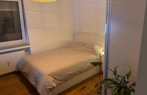 Thalkirchen - Obersendling - Forstenried - Furstenried - Solln Apartment | Gemütliche 3 Zimmer Wohnung Nähe Oktoberfest