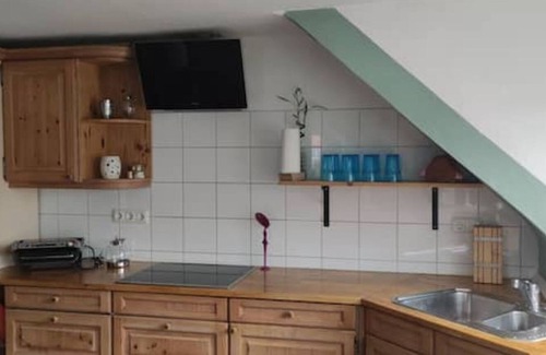 Burgthann Apartment | Gemütliche 5 Pers. Fewo Steinbach