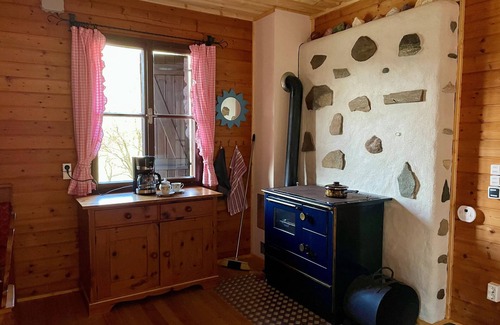 Muenichreith-Laimbach Apartment | Gemütliche Berghütte Direkt am Waldrand