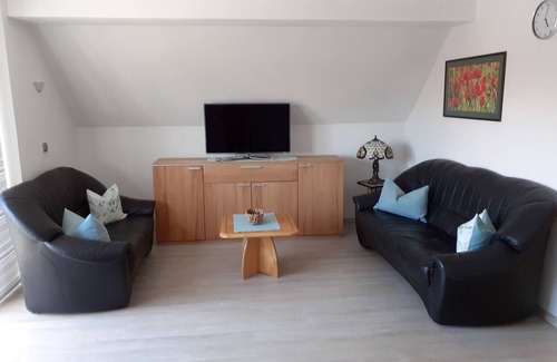 Koenigstein Apartment | Gemütliche Ferienwohnung (67m2) für 4 Pers. in Kürmreuth