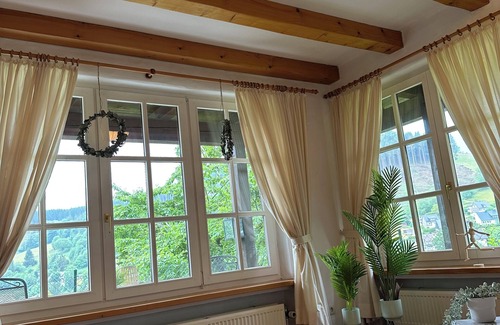 Silbach Apartment | Gemütliche Ferienwohnung Urlaubsschmiede Winterberg