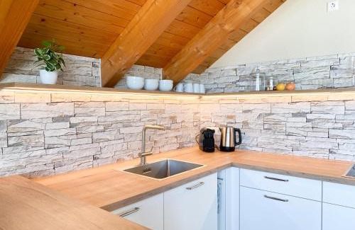 Oberdorla Apartment | Gemütliche Ferienwohnung mit Panoramafenster