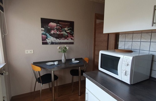 Haundorf Apartment | Gemütliche Ferienwohnung mit Panoramablick und großem Garten