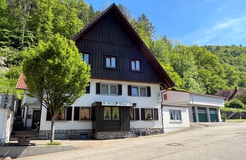 Wolfach Apartment | Gemütliche Ferienwohnung für 2-3 Personen mit Großer Sonnenterasse