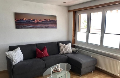 Albinen Apartment | Gemütliche sonnige Wohnung Bergpanoramasicht