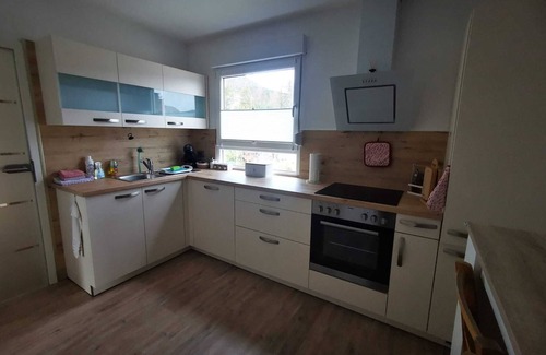 Hausen am Tann Apartment | Gemütliche,voll Ausgestattete Ferienwohnung im Oberen Schlichemtal