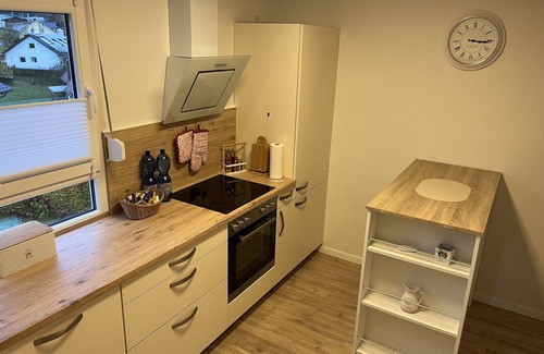 Hausen am Tann Apartment | Gemütliche,voll Ausgestattete Ferienwohnung im Oberen Schlichemtal