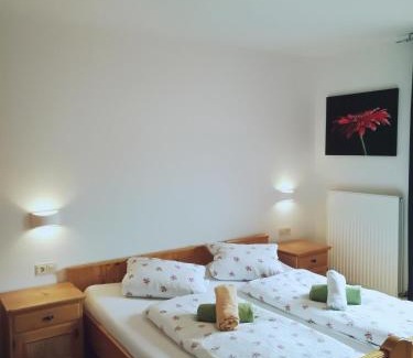 Thumersbach Apartment | Gemütliche Wohnung 10 Minuten vom See entfernt