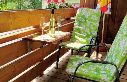 Kulsheim Apartment | Gemütliches 79qm Ferienapartment mit Balkon, kostenfreies WLAN