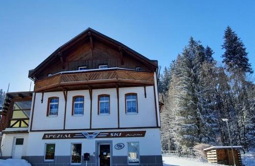 Tannenbergsthal Apartment | Gemütliches Apartment am Gottesberg