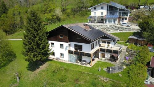 Frischg House | Gemütliches Bergappartement mit Seeblick