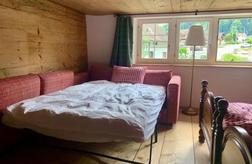 Brunnadern House | Gemütliches Chalet-Zimmer in Farmhouse Rosalie