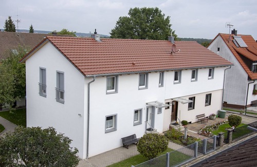 Zirndorf Apartment | Gemütliches Feriendomizil (65qm) mit Balkon und kostenfreiem WLAN