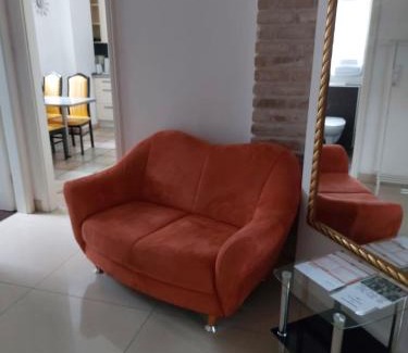Oos Apartment | Gemütliches J&L Apartment Nahe des Hauptbahnhofes