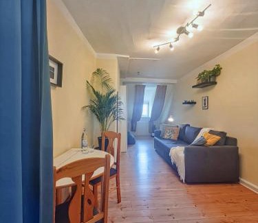 Gelnhausen Apartment | Gemütliches Studio - Dachwohnung mit Blick über das Kinzigtal