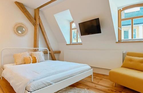 Hof Apartment | Gemütliches Studio im Zentrum von Hof mit Designer-Wanne & 24h-Check-in