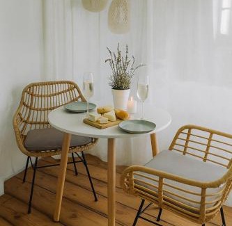 Hof Apartment | Gemütliches Studio im Zentrum von Hof mit Designer-Wanne & 24h-Check-in
