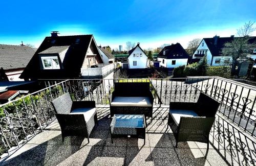 Rath Apartment | Gemütliches Zimmer mit großer Terrasse Nähe Messe, Flughafen & PSD Dome