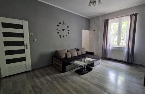 Wilda Apartment | Gemini Apartment with free parking