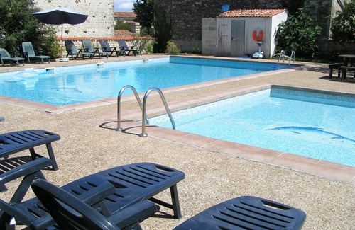 Duil-sur-le-Mignon House | Gemini Les Constellations